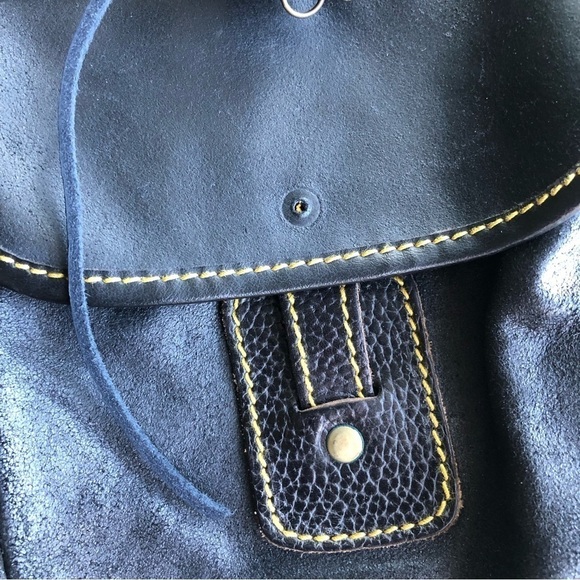 VINTAGE dark brown distressed leather backpack - Picture 5 of 17